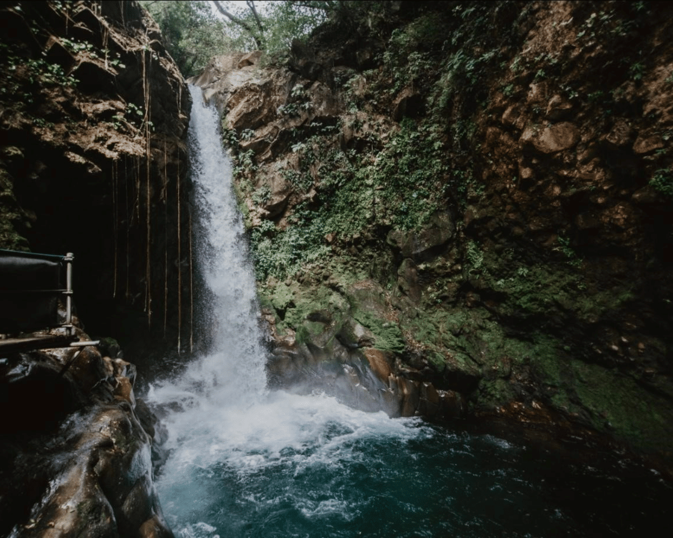 Oropendola Waterfall