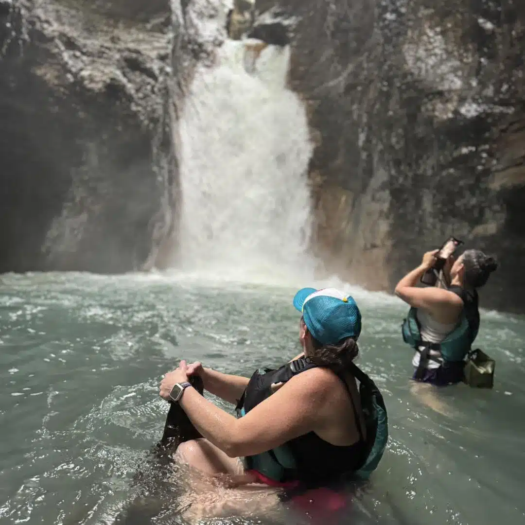 la leona waterfall costa rica