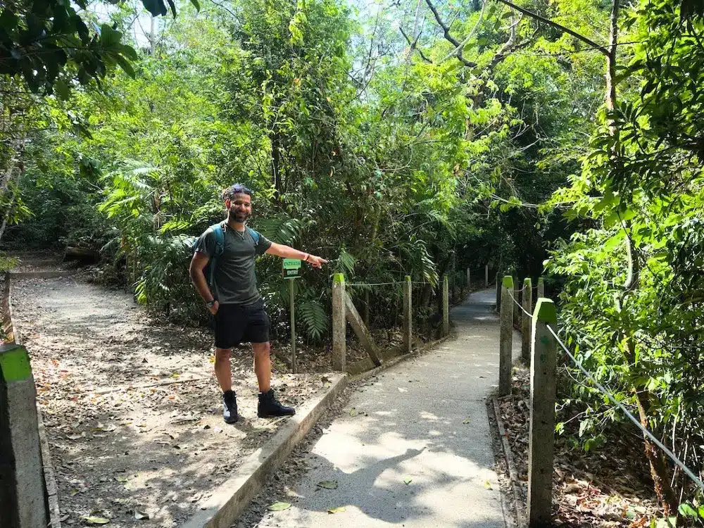 Las Pailas Trail at Rincon de la Vieja National Park 6 las pailas trail start